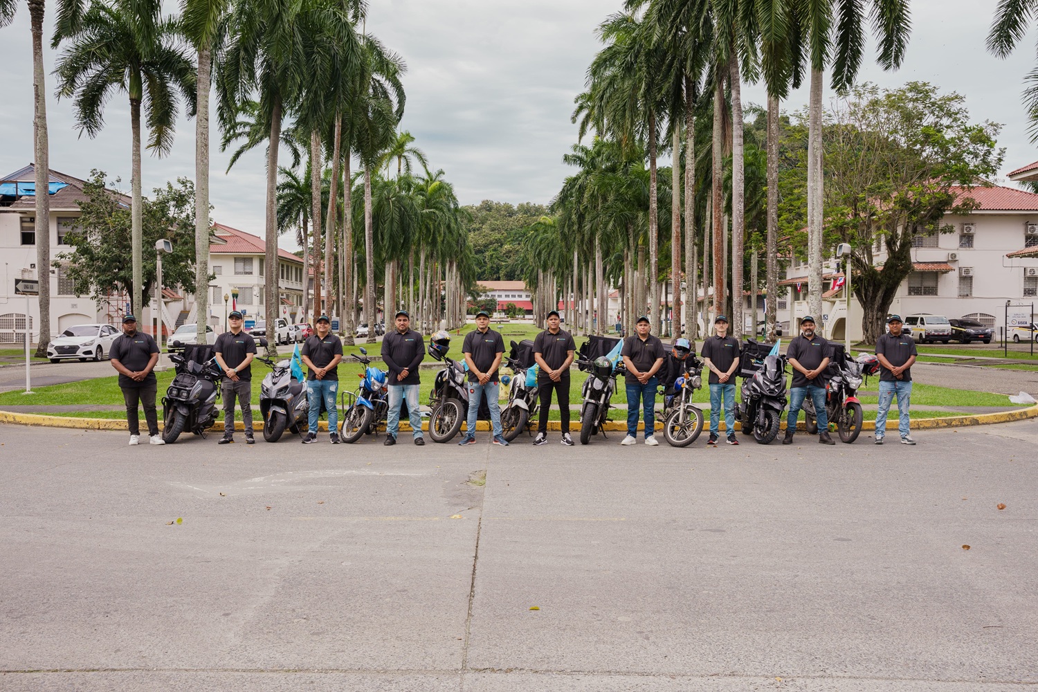 Mensajeros en Motos y Carros
